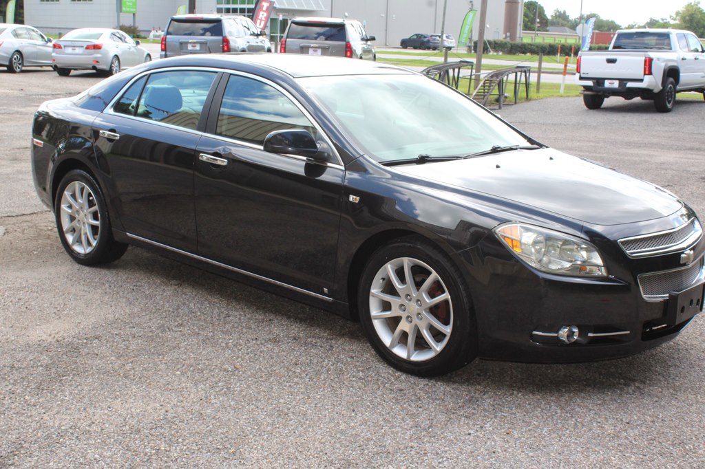 Photo 11 of this CHEVROLET MALIBU