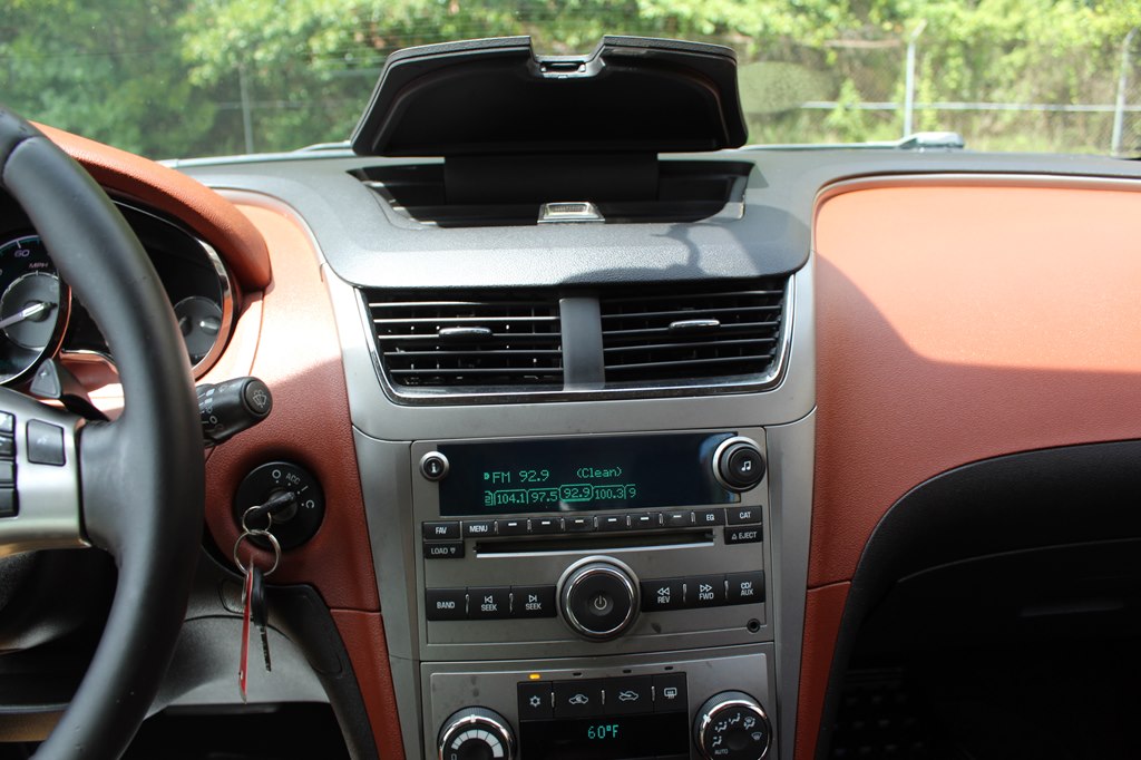 Photo 38 of this CHEVROLET MALIBU