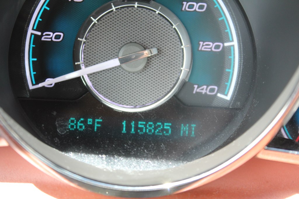 Photo 37 of this CHEVROLET MALIBU