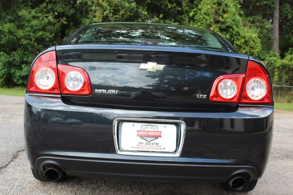 Photo 16 of this CHEVROLET MALIBU