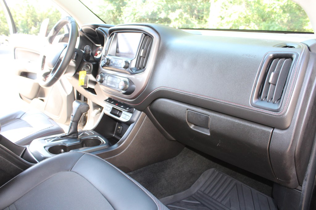 Photo 28 of this GMC CANYON