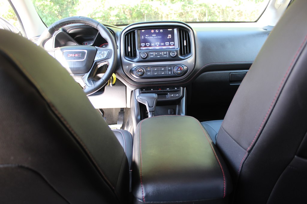 Photo 36 of this GMC CANYON