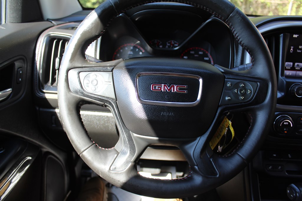 Photo 38 of this GMC CANYON