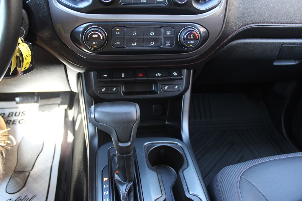 Photo 43 of this GMC CANYON