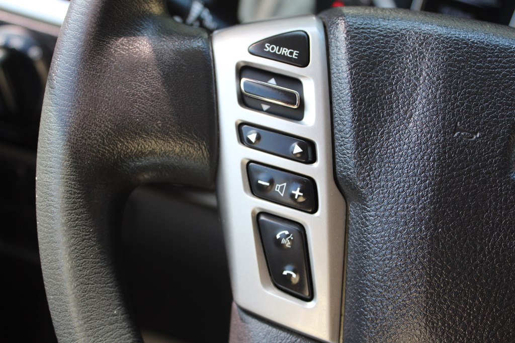 Photo 37 of this NISSAN TITAN