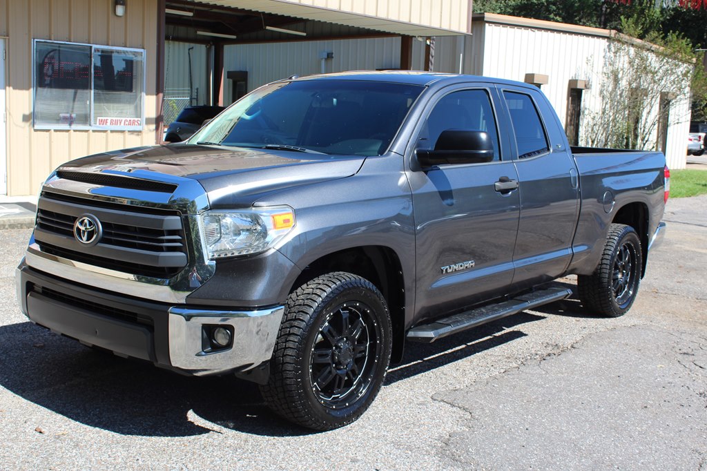 Photo 6 of this TOYOTA TUNDRA