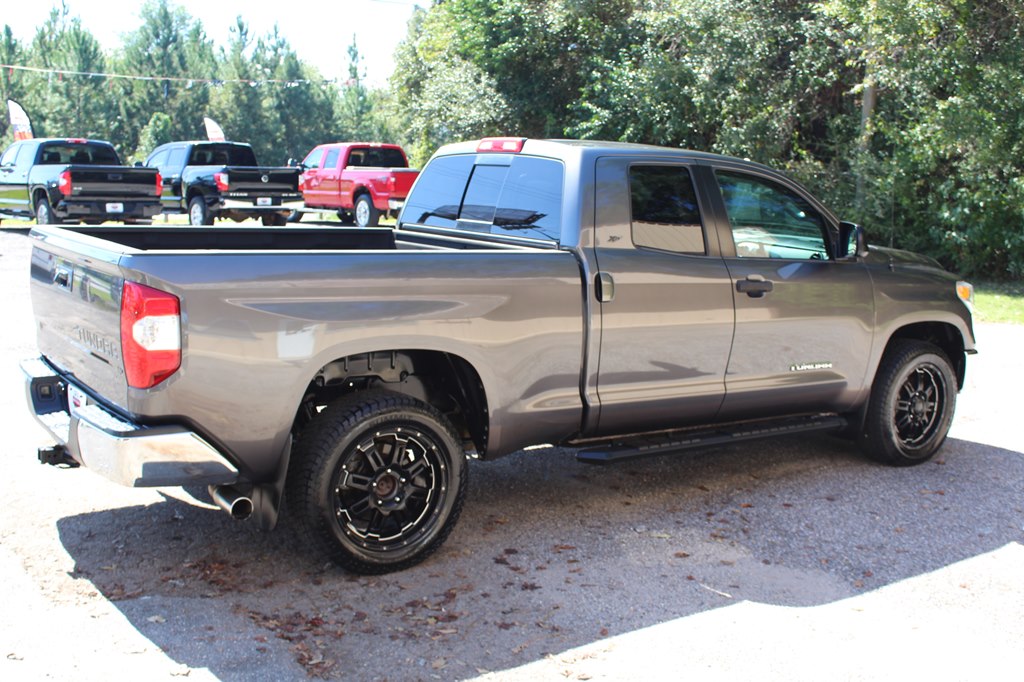 Photo 14 of this TOYOTA TUNDRA