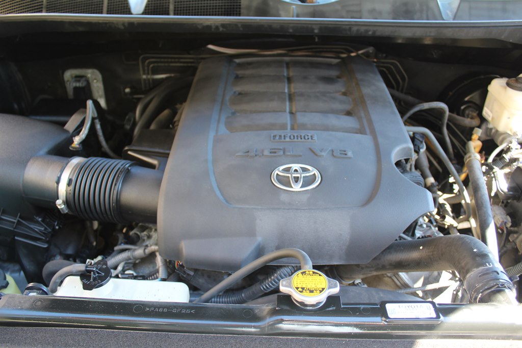 Photo 48 of this TOYOTA TUNDRA