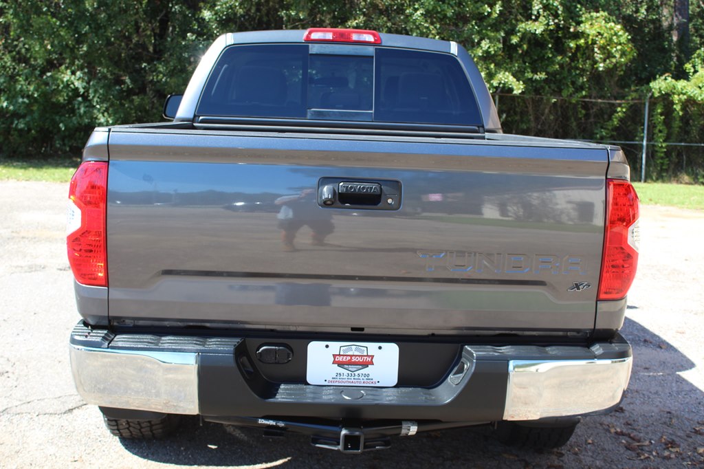 Photo 16 of this TOYOTA TUNDRA