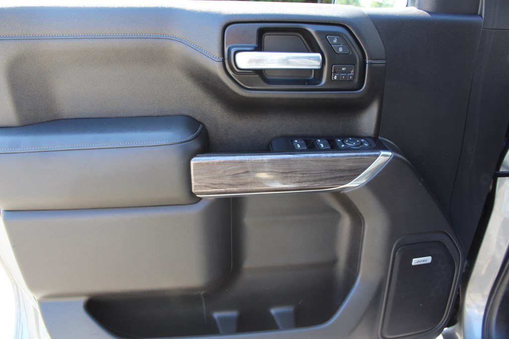 Photo 40 of this CHEVROLET SILVERADO 1500
