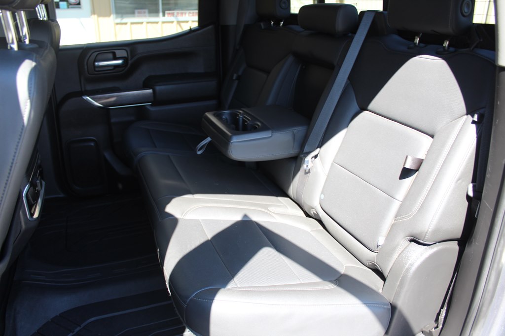 Photo 35 of this CHEVROLET SILVERADO 1500