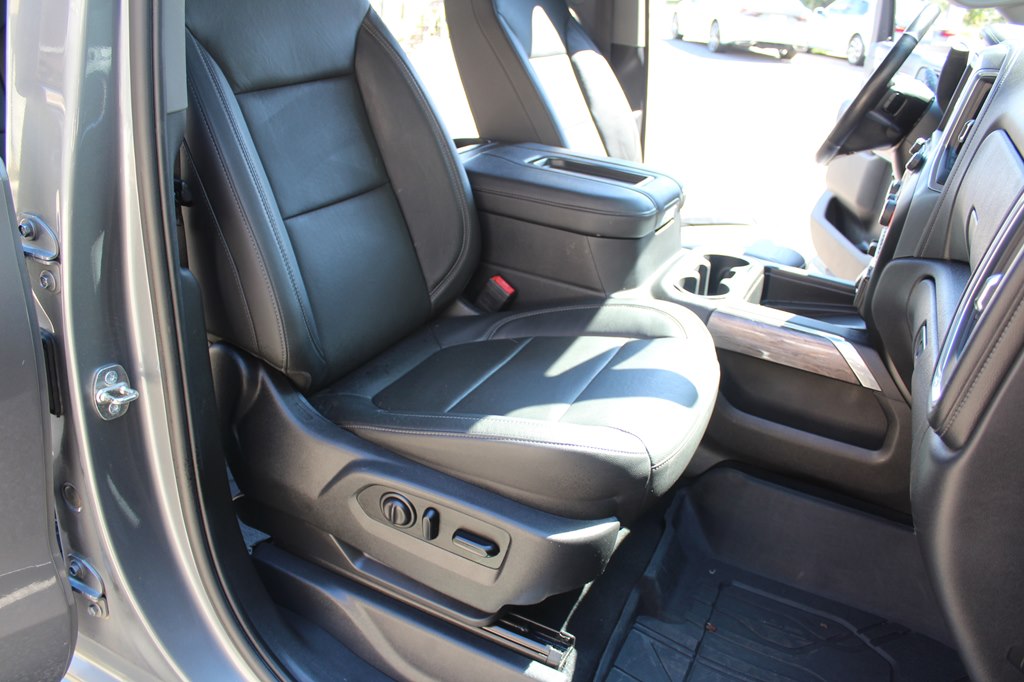 Photo 29 of this CHEVROLET SILVERADO 1500