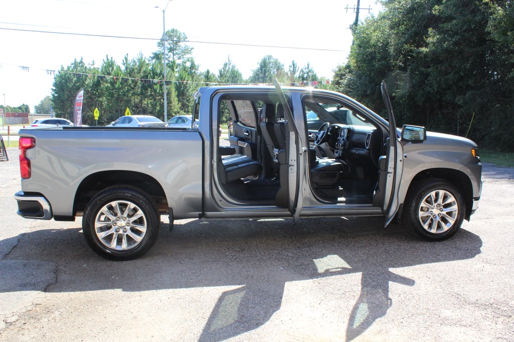 Photo 25 of this CHEVROLET SILVERADO 1500