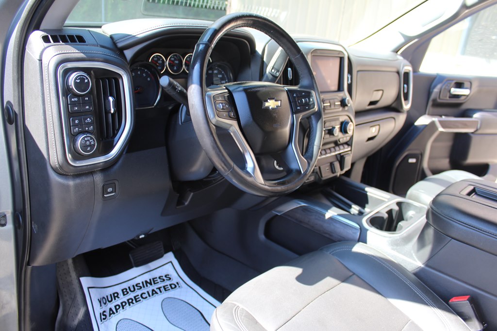 Photo 28 of this CHEVROLET SILVERADO 1500