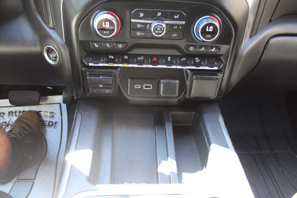 Photo 47 of this CHEVROLET SILVERADO 1500