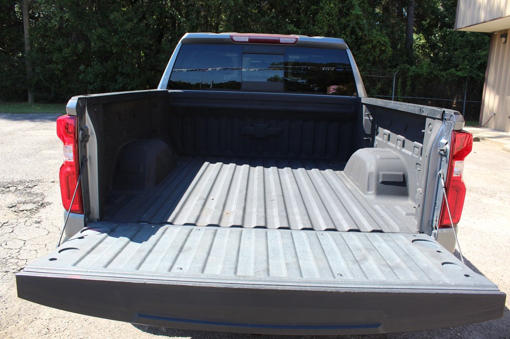 Photo 22 of this CHEVROLET SILVERADO 1500
