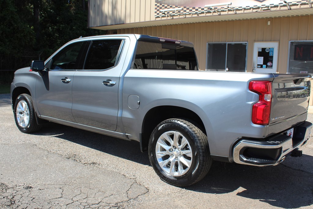 Photo 21 of this CHEVROLET SILVERADO 1500