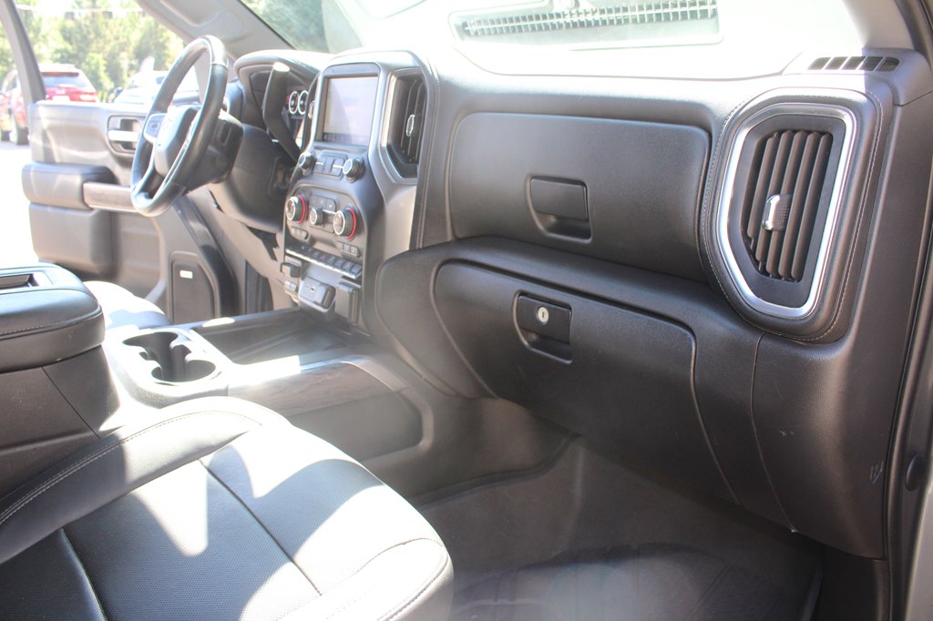 Photo 31 of this CHEVROLET SILVERADO 1500