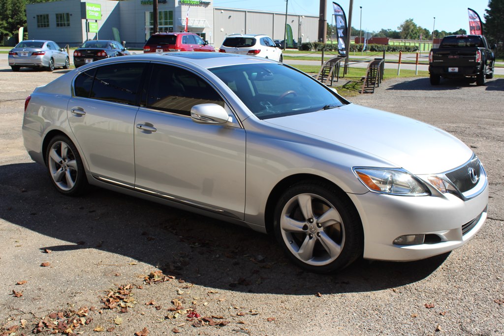 Photo 10 of this LEXUS GS