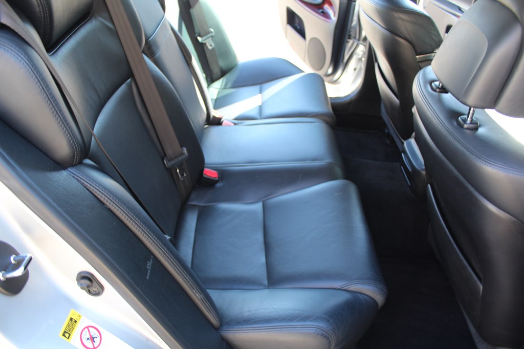 Photo 30 of this LEXUS GS