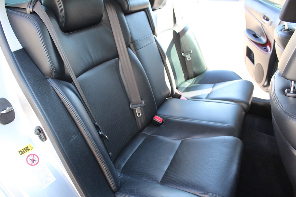 Photo 29 of this LEXUS GS