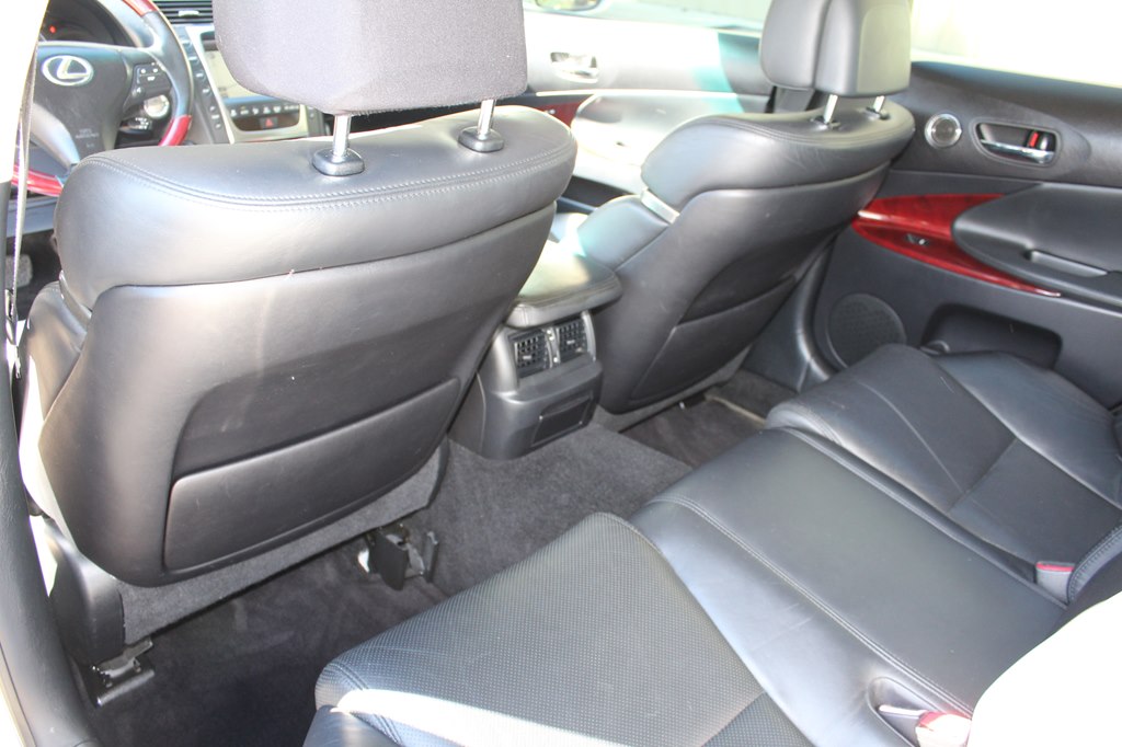Photo 34 of this LEXUS GS