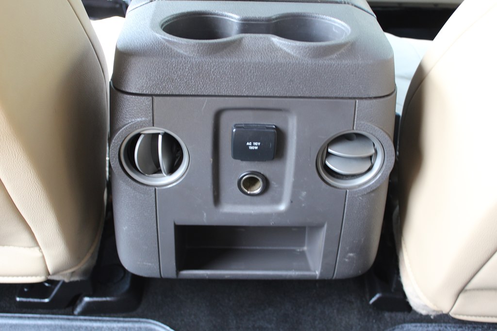 Photo 35 of this FORD F250