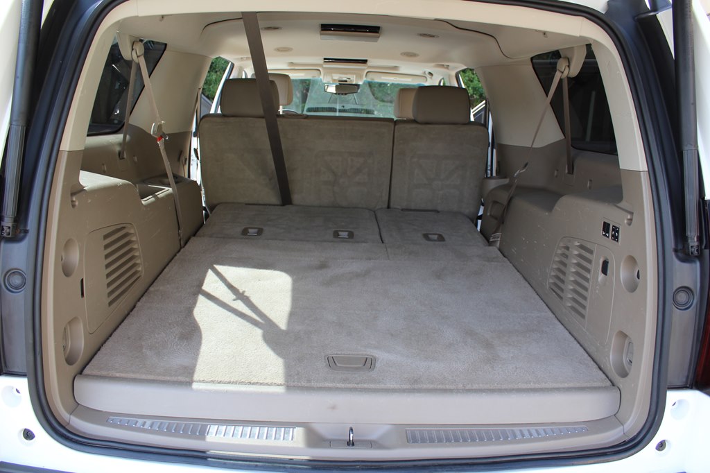 Photo 22 of this CHEVROLET SUBURBAN
