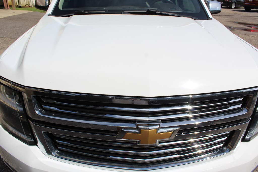 Photo 9 of this CHEVROLET SUBURBAN