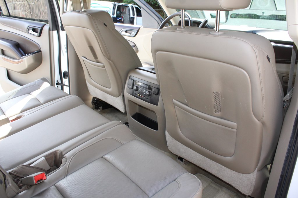 Photo 31 of this CHEVROLET SUBURBAN