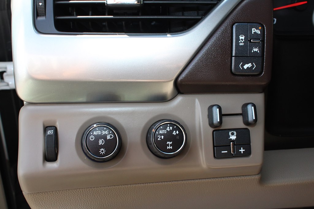 Photo 42 of this CHEVROLET SUBURBAN