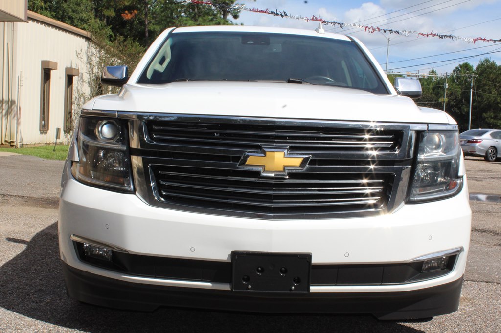 Photo 8 of this CHEVROLET SUBURBAN