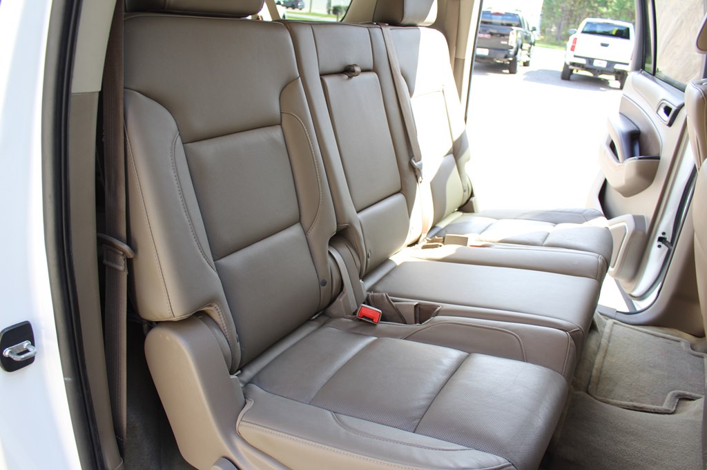 Photo 29 of this CHEVROLET SUBURBAN