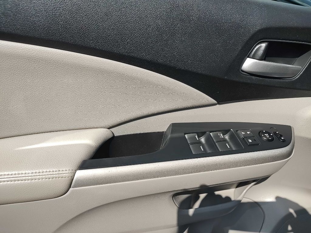 Photo 17 of this HONDA CR-V