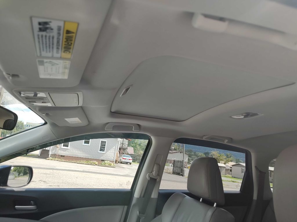 Photo 15 of this HONDA CR-V
