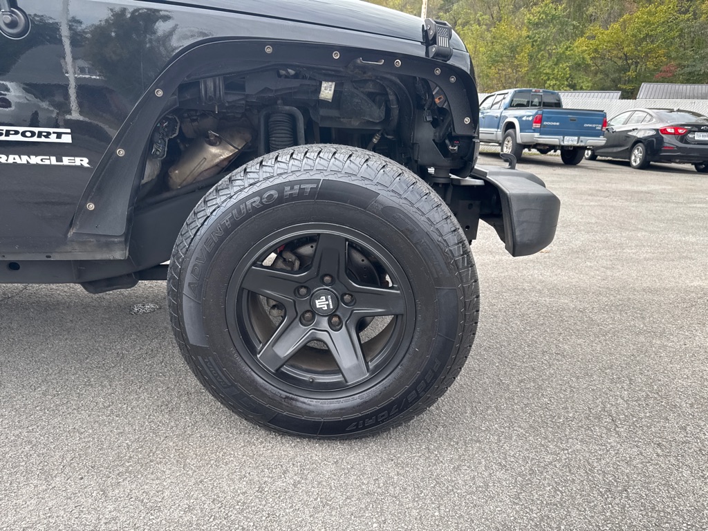 Photo 3 of this JEEP WRANGLER