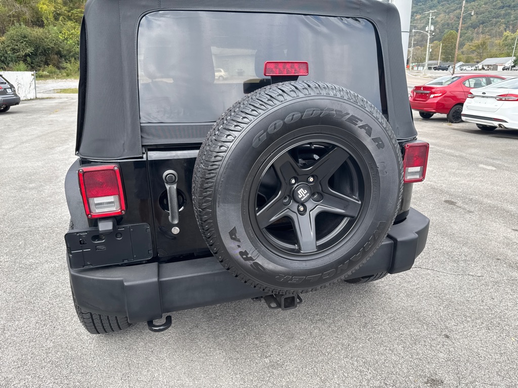 Photo 7 of this JEEP WRANGLER