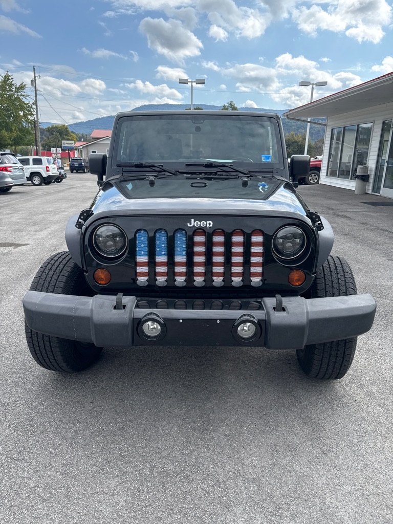 Photo 2 of this JEEP WRANGLER