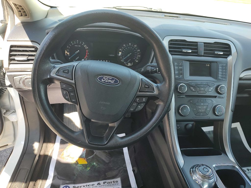 Photo 3 of this FORD FUSION