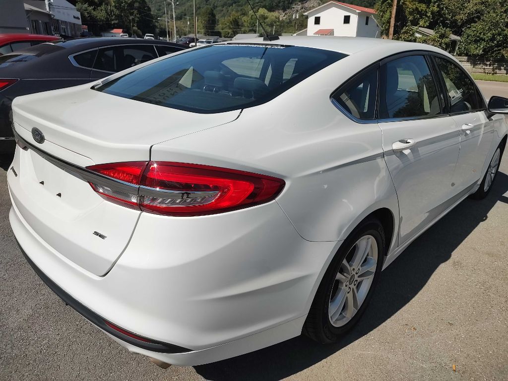 Photo 15 of this FORD FUSION