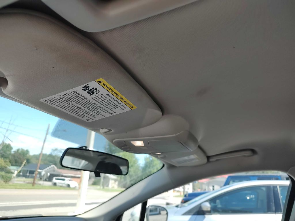 Photo 8 of this FORD FUSION