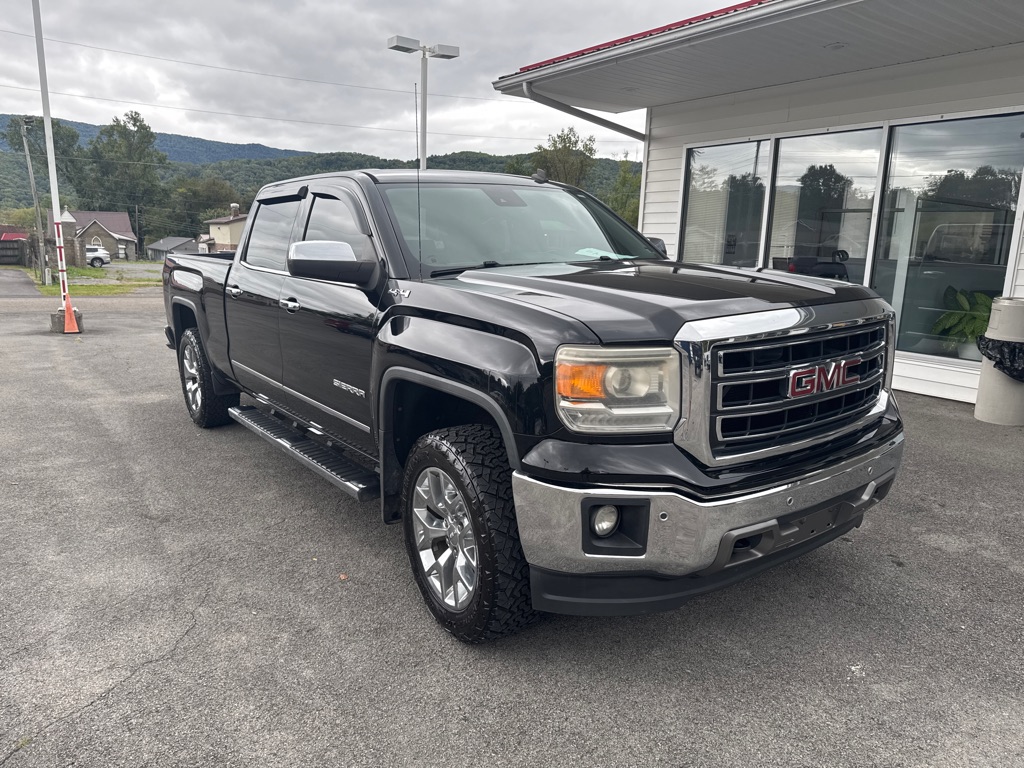 Photo 2 of this GMC SIERRA