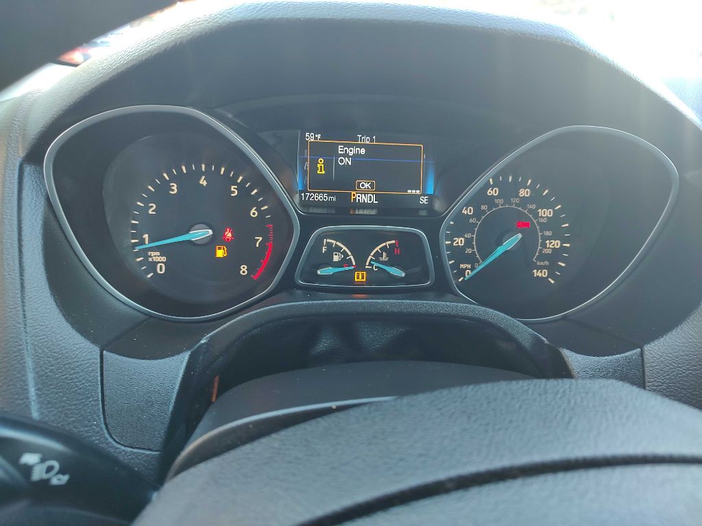 Photo 7 of this FORD FOCUS