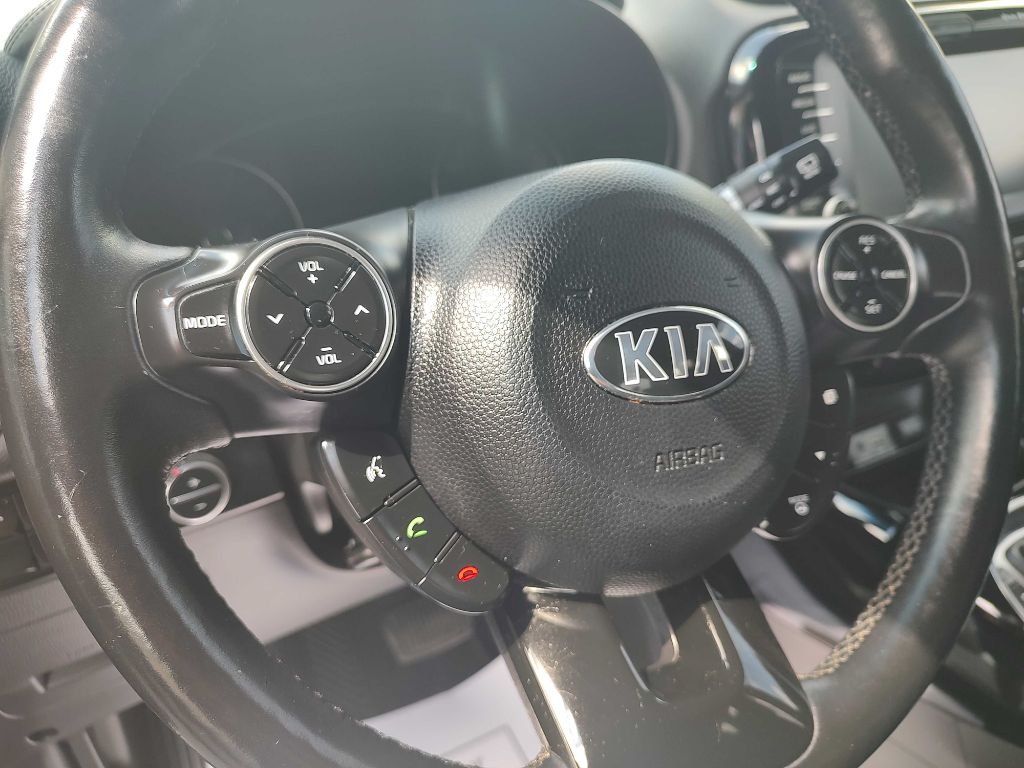 Photo 6 of this KIA SOUL