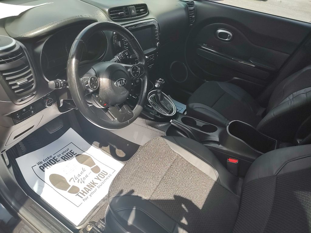 Photo 8 of this KIA SOUL