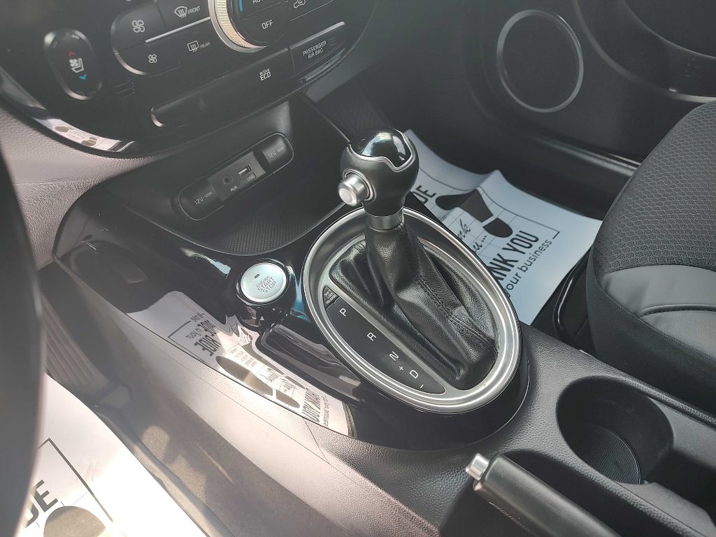 Photo 11 of this KIA SOUL