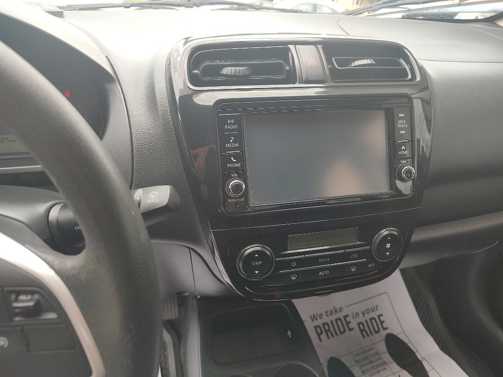Photo 6 of this MITSUBISHI MIRAGE