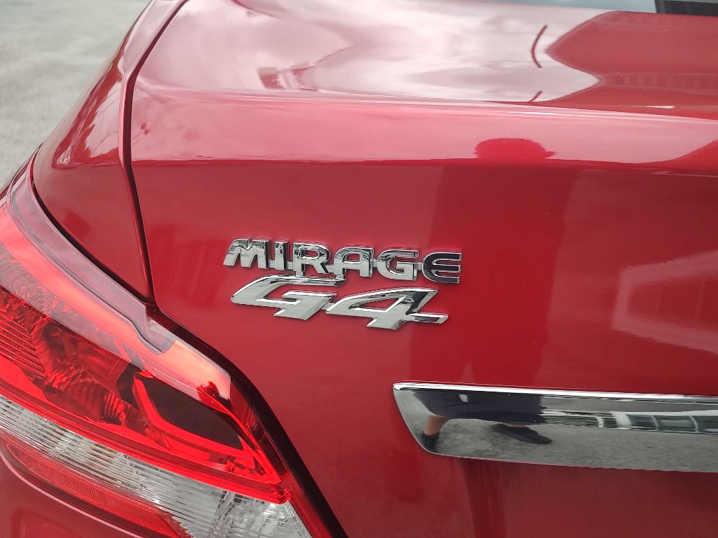 Photo 14 of this MITSUBISHI MIRAGE