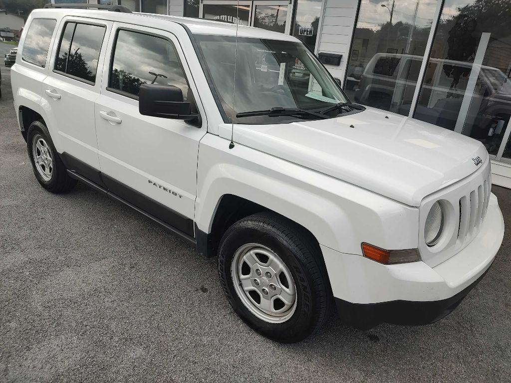 Photo 18 of this JEEP PATRIOT