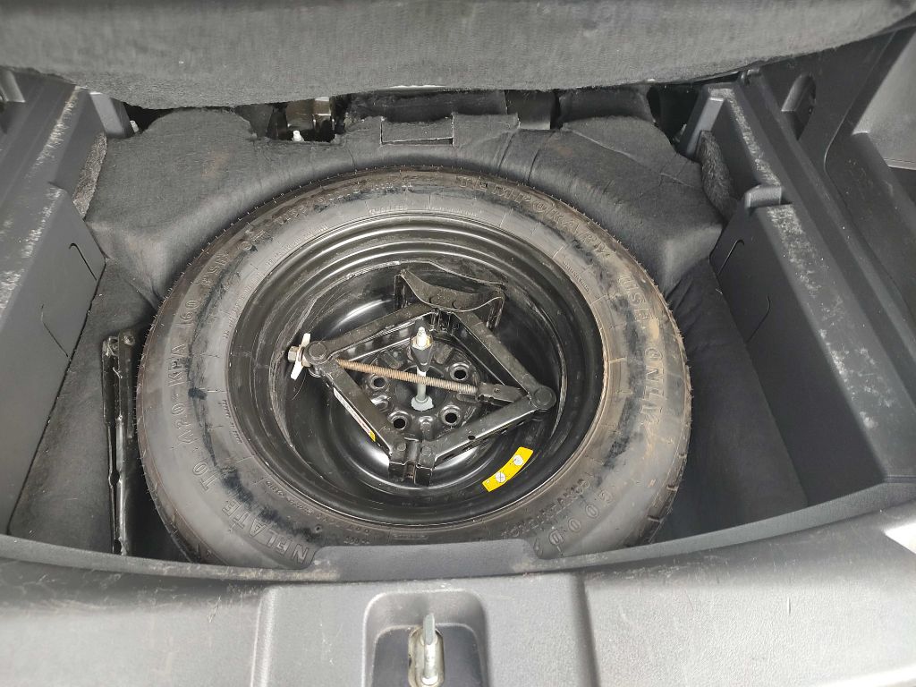 Photo 16 of this JEEP PATRIOT